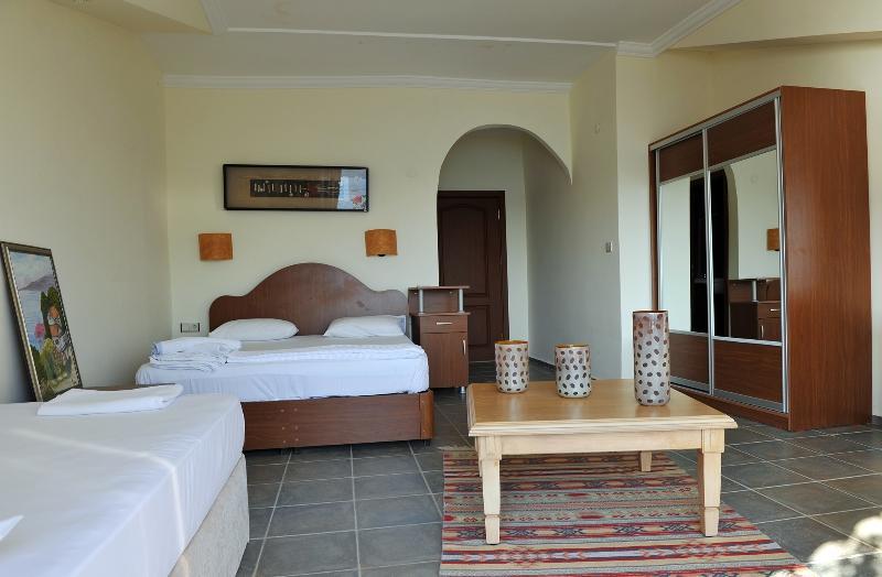 Dolphin Hotel Селемие Экстерьер фото